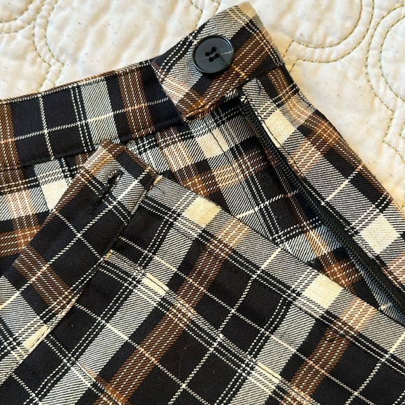 Urban Outfitters Short Plaid Skirt size M - Picture 3 of 4